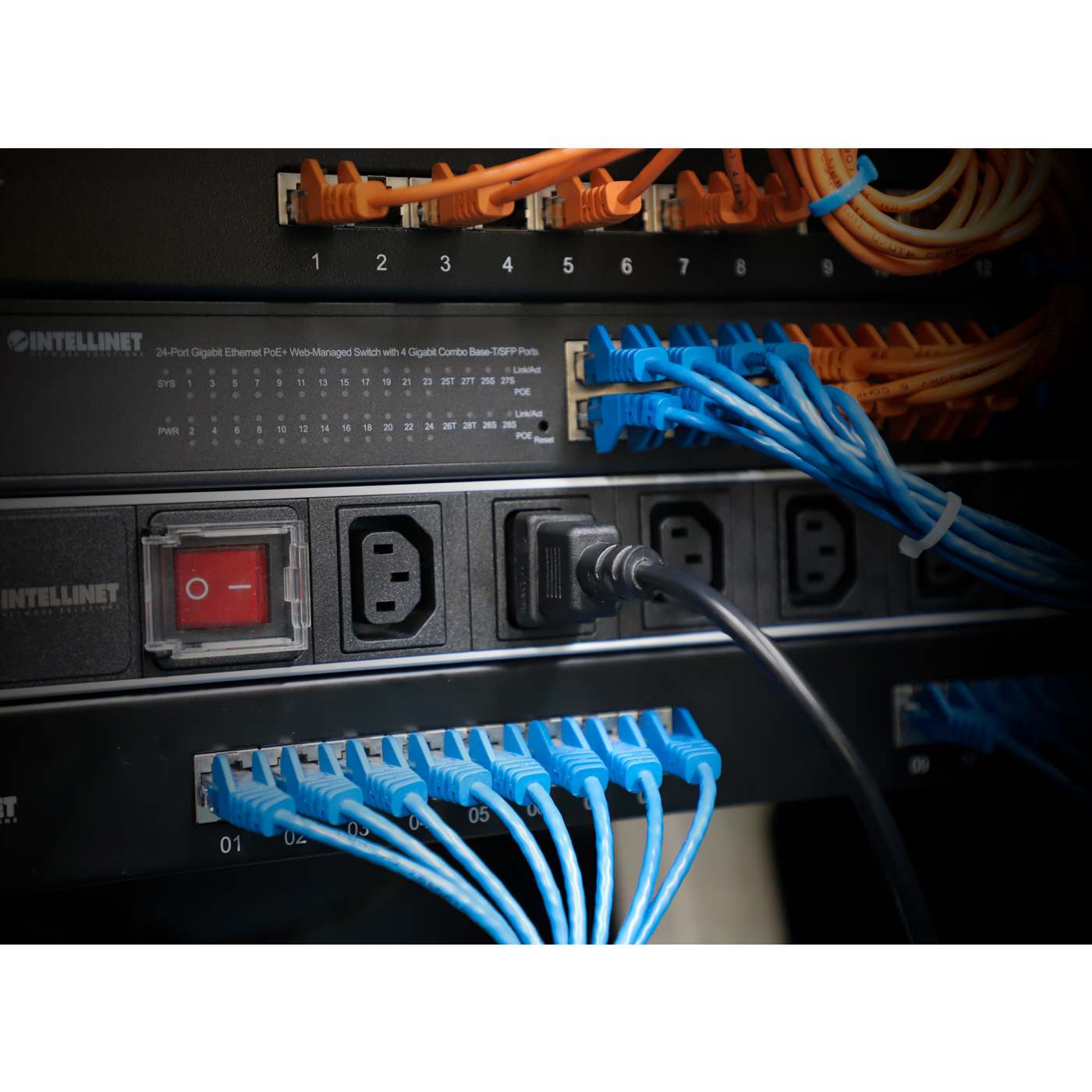 Stromkabel 2 x C13 auf C14, Y-Splitterkabel und Kaltgeräteverlängerung, 1,8 m Image 6